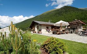 Chalet In Via Dali Mina